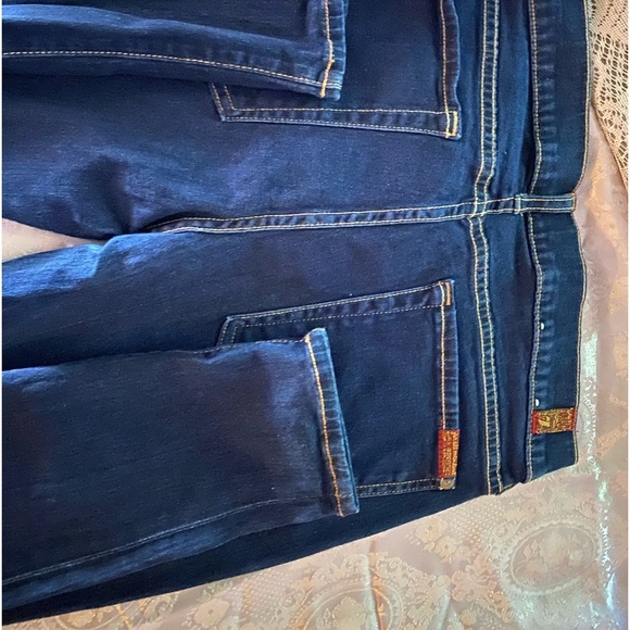7 For All Mankind Denim - Vintage 7 FOR ALL MANKIND stretchy used skinny jeans